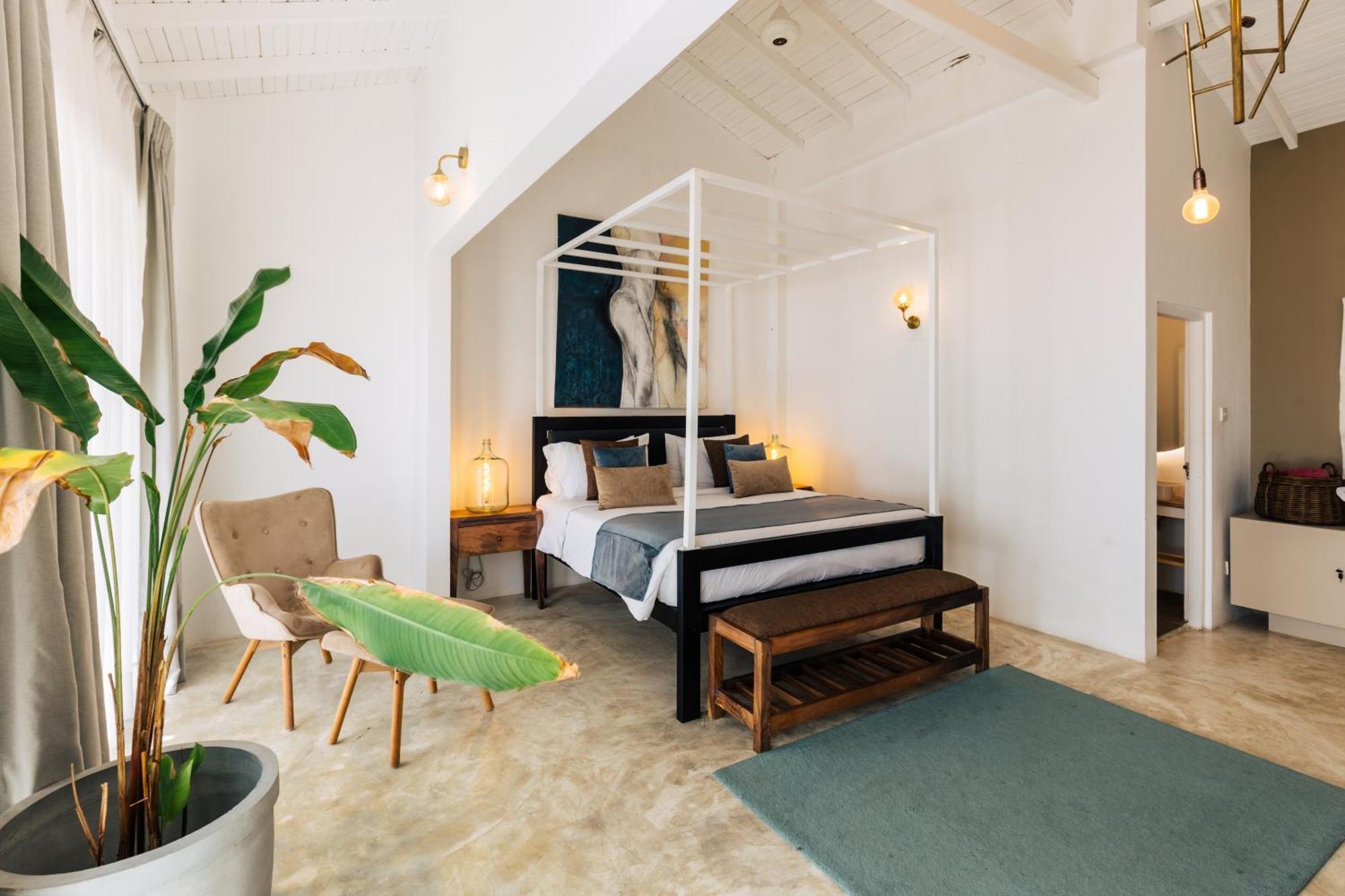 Sea Salt Society Hotel Hikkaduwa Bagian luar foto